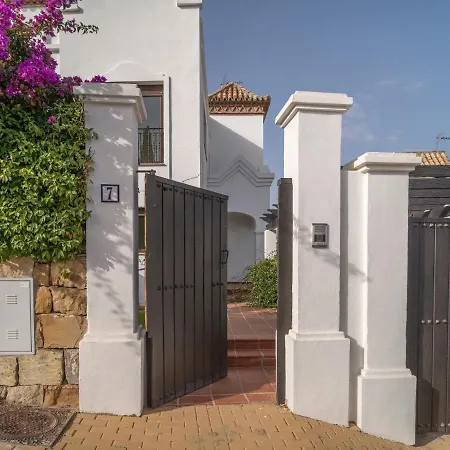 Sanders Azata Golf Villas